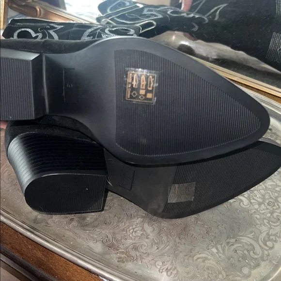 Black Embroidered Cowboy Boots - Picture 3 of 3